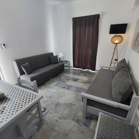 Galaxy Apartments Aliki  Room photo